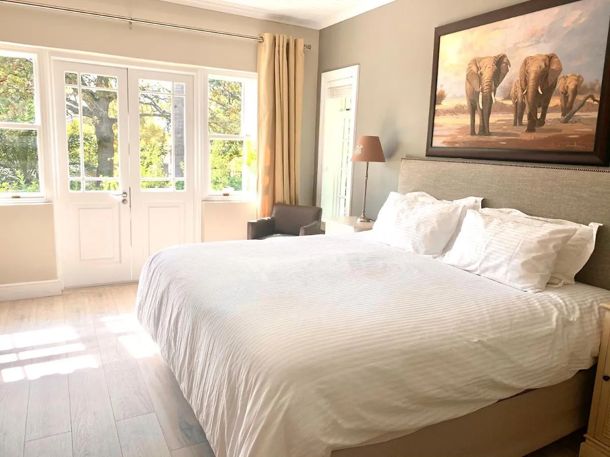 One Oak Guest House Somerset West 0*,  Νότια Αφρική