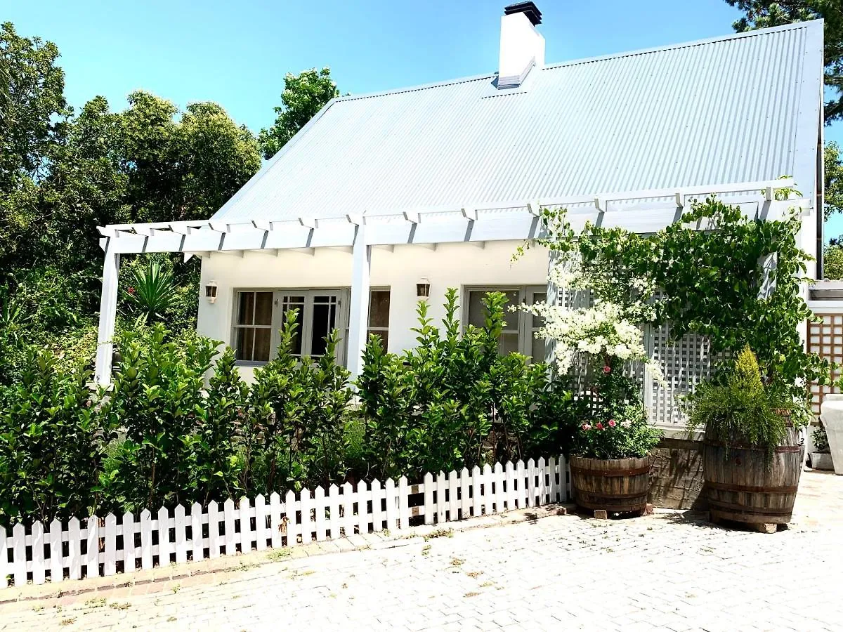 One Oak Guest House Somerset West